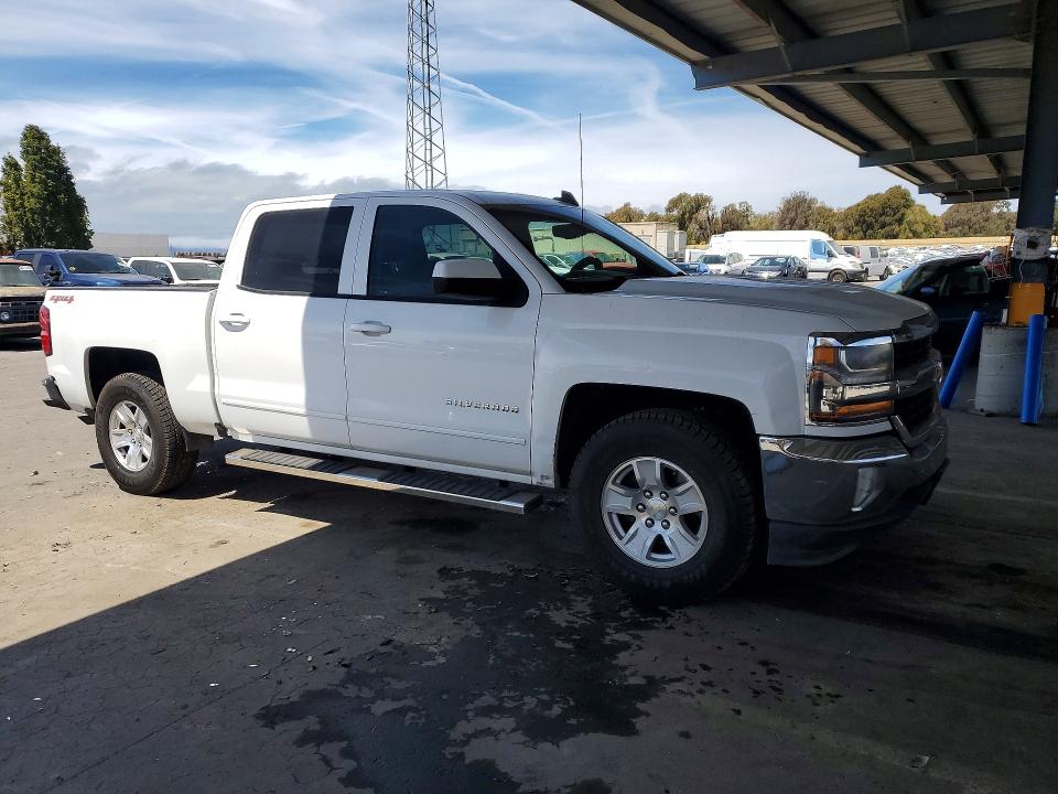 2016 Chevrolet Silverado მანქანა იყიდება აუქციონზე, vin: 3GCUKREC5GG161999, აუქციონის ნომერი: 66062636