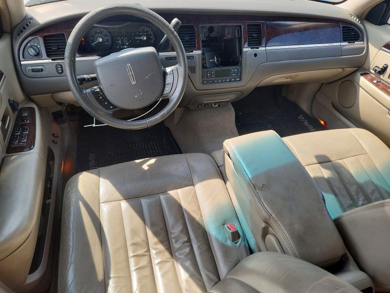 Продажа на аукционе авто 2007 Lincoln Town Car, vin: 1LNHM81W67Y601087, номер лота: 64112036