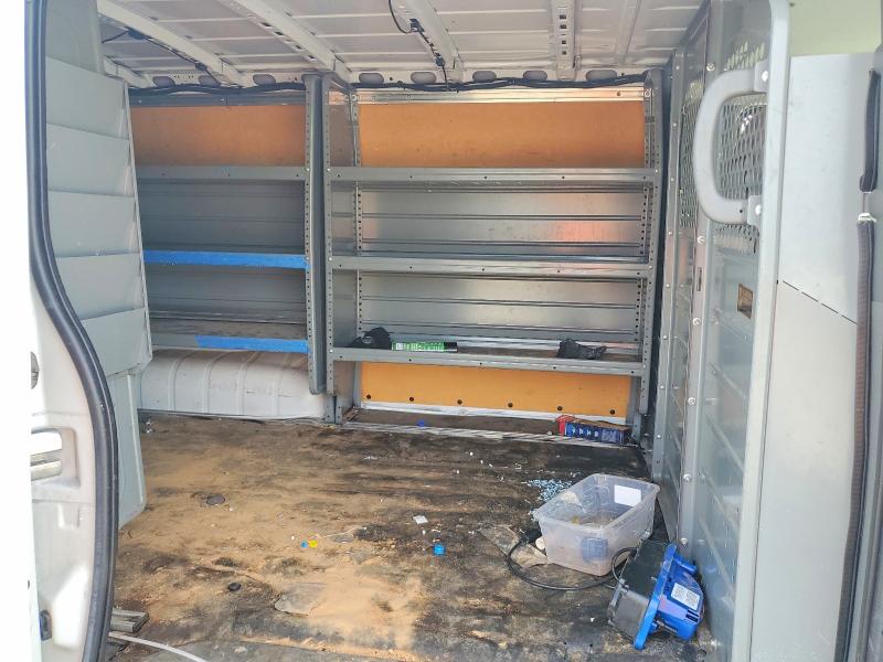 64718106 :رقم المزاد ، 1N6BF0KMXKN810472 vin ، 2019 Nissan Nv مزاد بيع