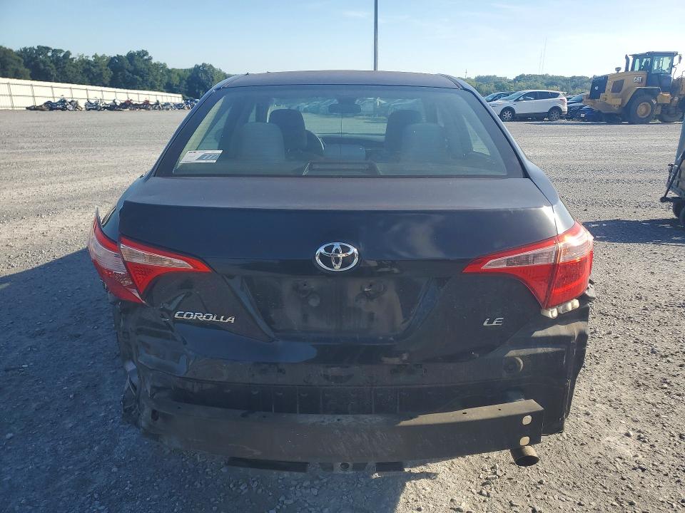 65601086 :رقم المزاد ، 5YFBURHE8JP848751 vin ، 2018 Toyota Corolla مزاد بيع