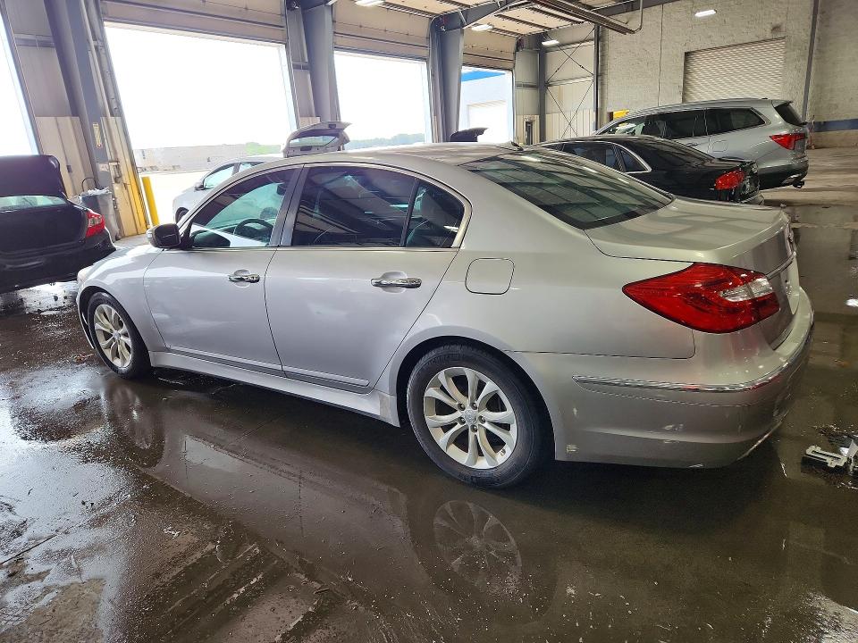 2012 Hyundai Genesis მანქანა იყიდება აუქციონზე, vin: KMHGC4DD5CU187464, აუქციონის ნომერი: 64770786