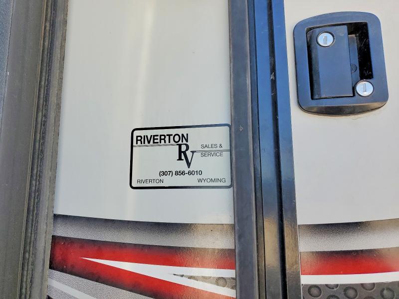 65168726 :رقم المزاد ، 4X4FVGH20GR500833 vin ، 2016 Forest River Venegeance مزاد بيع
