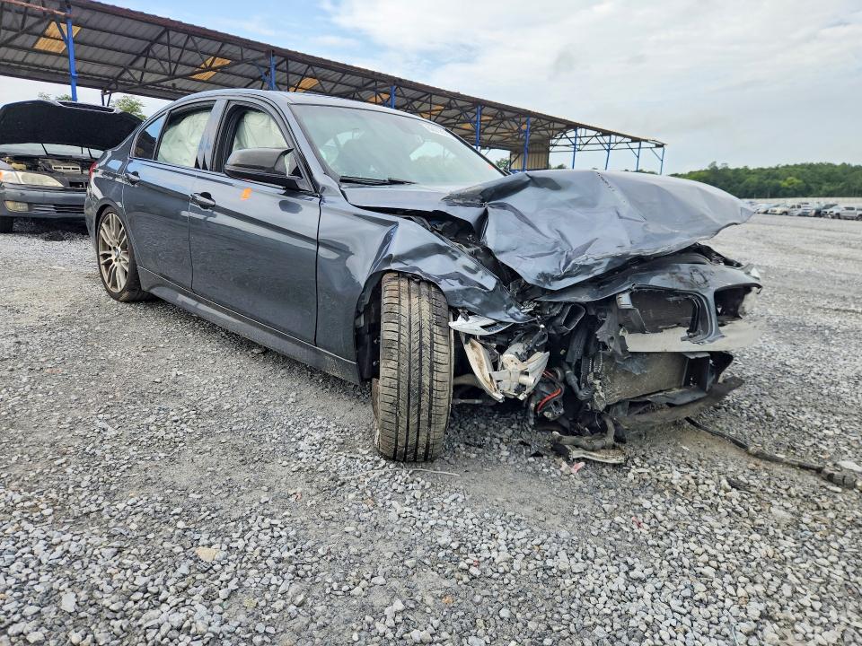 62818586 :رقم المزاد ، WBA8B3G55JNU36716 vin ، 2018 Bmw 340 مزاد بيع