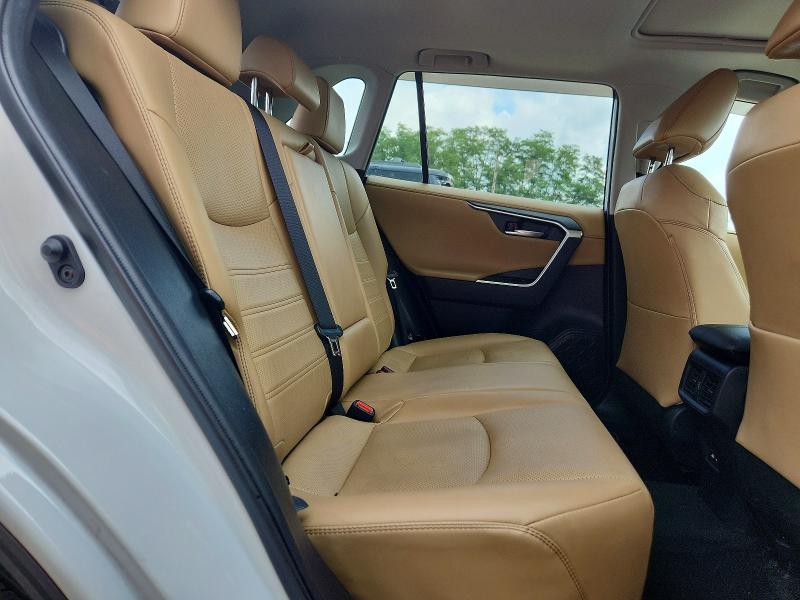 Продаж на аукціоні авто 2021 Toyota Rav4, vin: 2T3N1RFV4MW177680, номер лоту: 65338246