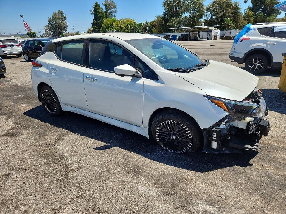 2023 Nissan Leaf მანქანა იყიდება აუქციონზე, vin: 1N4CZ1CV6PC560491, აუქციონის ნომერი: 63695086