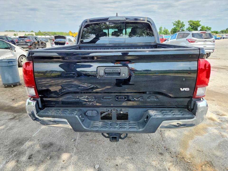Aukcja sprzedaży 2018 Toyota Tacoma, vin: 5TFAZ5CN4JX070415, numer aukcji: 64946066