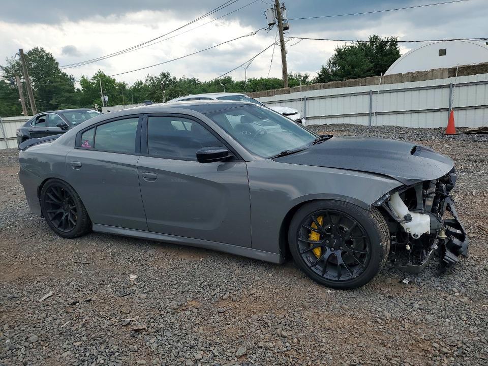 64537876 :رقم المزاد ، 2C3CDXGJ3JH117114 vin ، 2018 Dodge Charger مزاد بيع