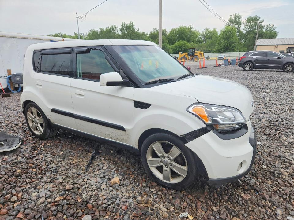 64657346 :رقم المزاد ، KNDJT2A27A7701179 vin ، 2010 Kia Soul مزاد بيع