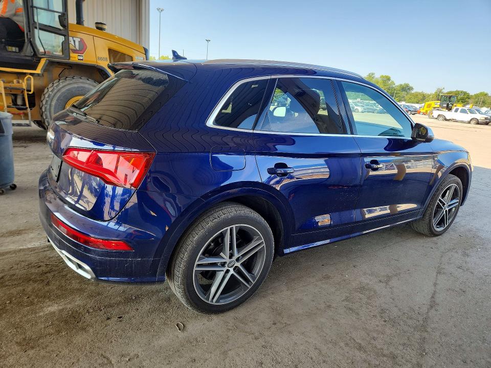 2018 Audi Sq5 მანქანა იყიდება აუქციონზე, vin: WA1A4AFY4J2148602, აუქციონის ნომერი: 63936116