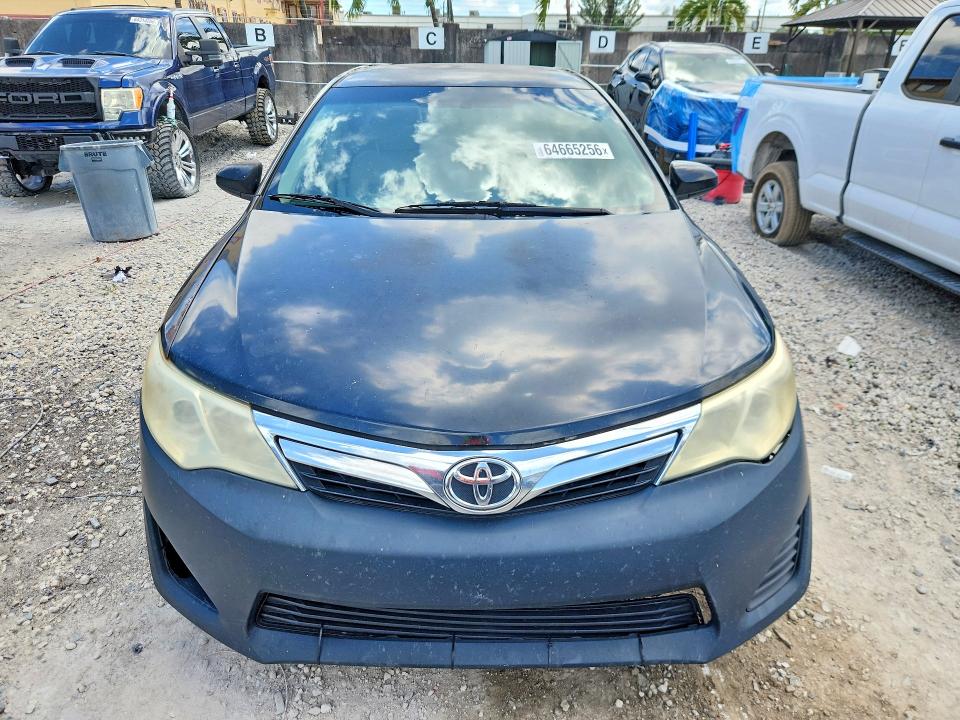2014 Toyota Camry მანქანა იყიდება აუქციონზე, vin: 4T1BF1FK9EU770649, აუქციონის ნომერი: 64665256