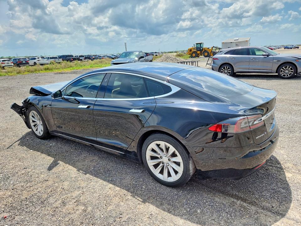Aukcja sprzedaży 2017 Tesla Model S, vin: 5YJSA1E13HF184585, numer aukcji: 66569356