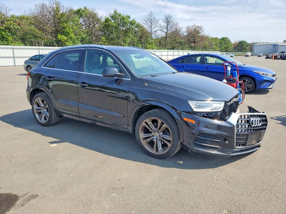 64379506 :رقم المزاد ، WA1EFCFSXGR025132 vin ، 2016 Audi Q3 مزاد بيع