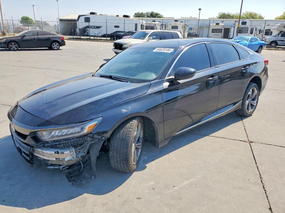 Auction sale of the 2018 Honda Accord, vin: 1HGCV1F40JA052529, lot number: 64628106
