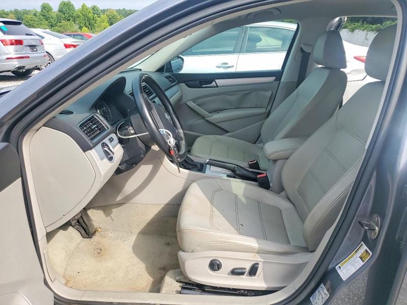 63741366 :رقم المزاد ، 1VWBP7A36CC049242 vin ، 2012 Volkswagen Passat مزاد بيع