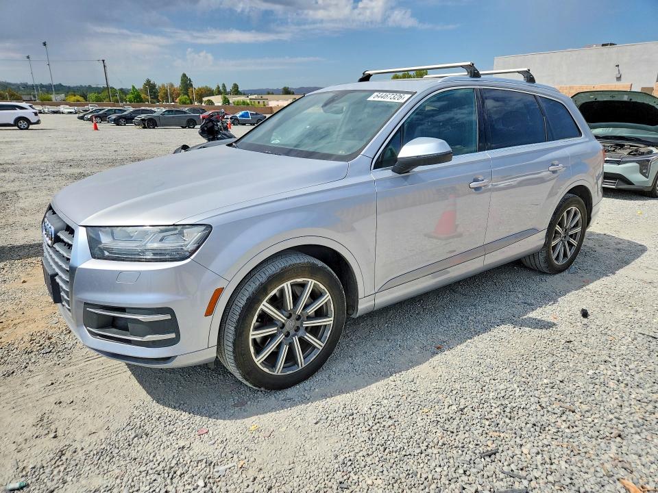 Продаж на аукціоні авто 2017 Audi Q7, vin: WA1LAAF78HD037199, номер лоту: 64467326