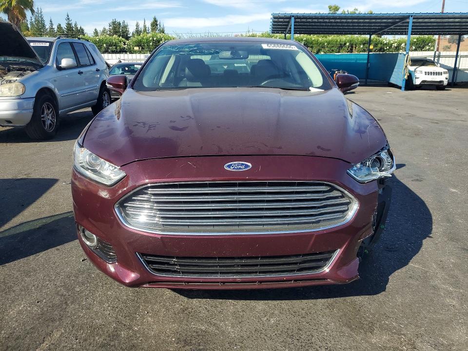 2013 Ford Fusion მანქანა იყიდება აუქციონზე, vin: 3FA6P0SUXDR242490, აუქციონის ნომერი: 65880606