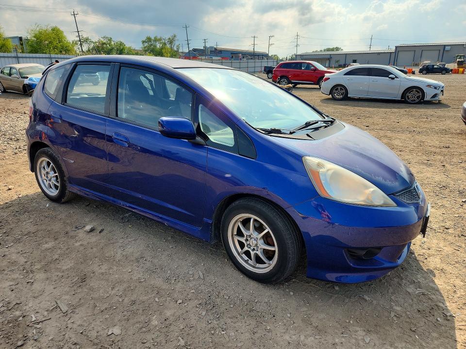 67075296 :رقم المزاد ، JHMGE884X9S007737 vin ، 2009 Honda Fit مزاد بيع