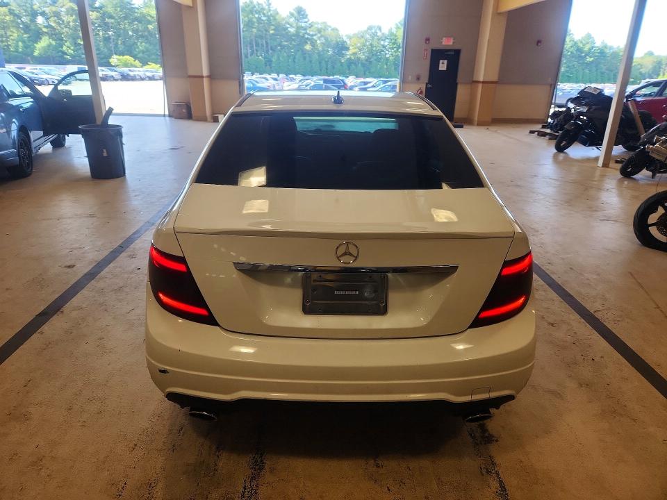 Aukcja sprzedaży 2013 Mercedes-benz C, vin: WDDGF8AB9DG108518, numer aukcji: 65983126