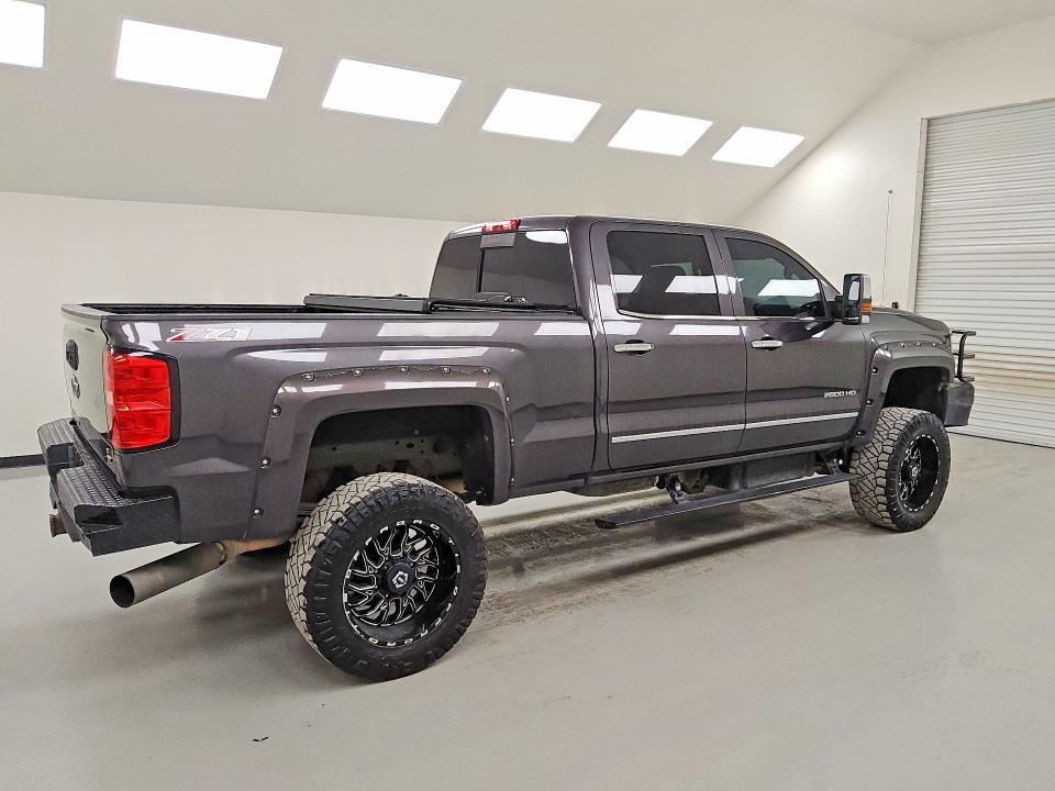 63256646 :رقم المزاد ، 1GC1KWE81FF598752 vin ، 2015 Chevrolet Silverado مزاد بيع