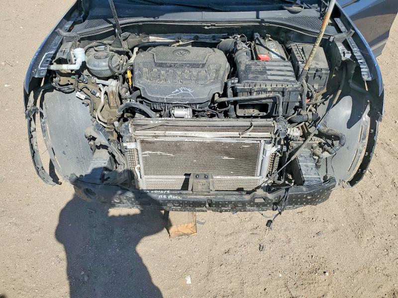 67279796 :رقم المزاد ، 3VV3B7AX2JM075195 vin ، 2018 Volkswagen Tiguan مزاد بيع