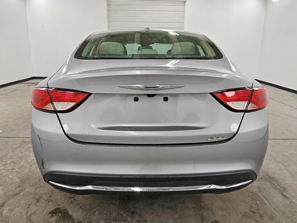 62546696 :رقم المزاد ، 1C3CCCAB2FN532582 vin ، 2015 Chrysler 200 مزاد بيع