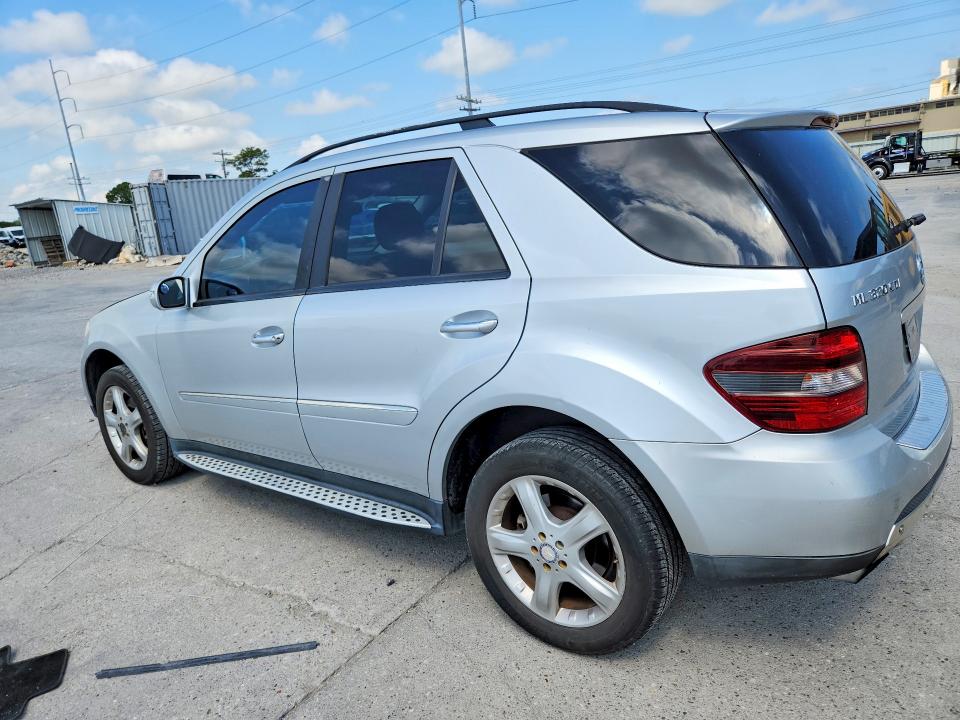 65153006 :رقم المزاد ، 4JGBB22E68A348975 vin ، 2008 Mercedes-benz Ml مزاد بيع