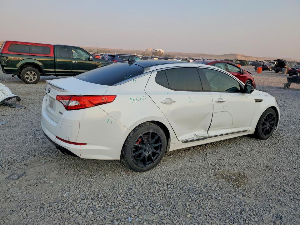 2013 Kia Optima მანქანა იყიდება აუქციონზე, vin: 5XXGR4A66DG206586, აუქციონის ნომერი: 64309236