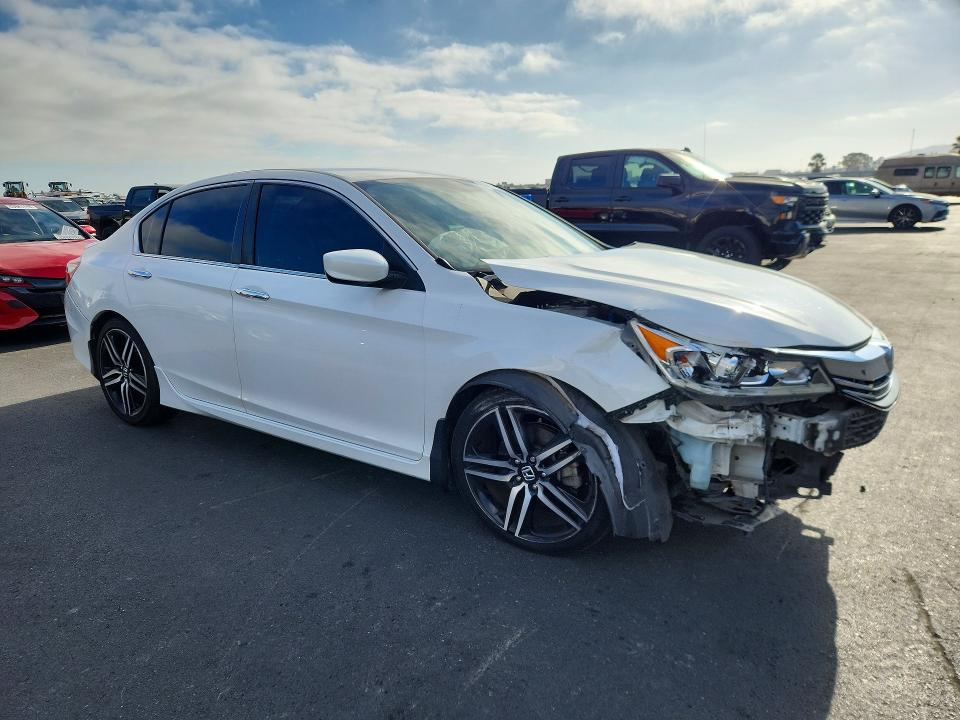 Продажа на аукционе авто 2017 Honda Accord, vin: 1HGCR2F11HA169319, номер лота: 63777726