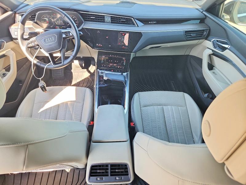 Aukcja sprzedaży 2024 Audi Q8 E-tron, vin: WA1CABGE9RB017589, numer aukcji: 65470586