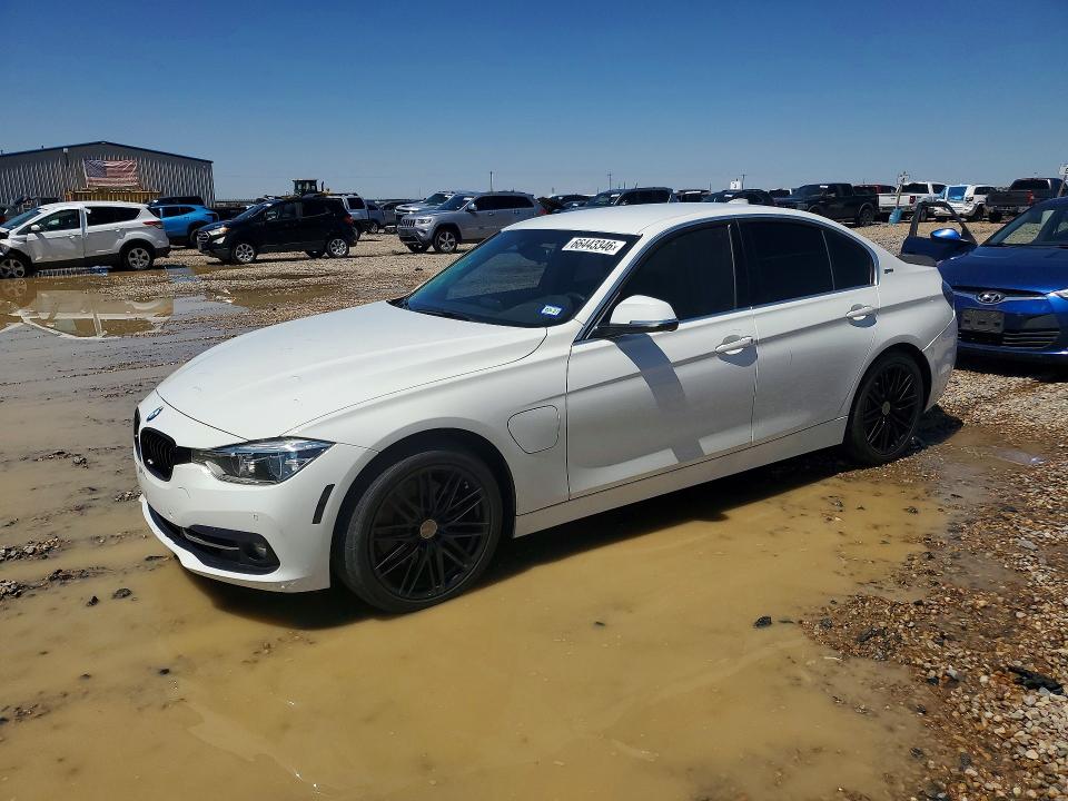 66443346 :رقم المزاد ، WBA8E1C54JA762564 vin ، 2018 Bmw 330e مزاد بيع