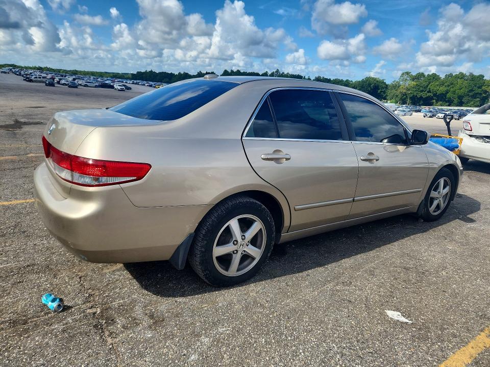 64781486 :رقم المزاد ، 1HGCM56834A028081 vin ، 2004 Honda Accord مزاد بيع