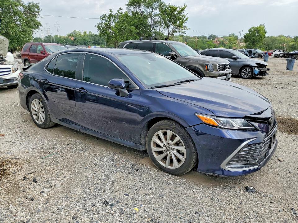 2021 Toyota Camry მანქანა იყიდება აუქციონზე, vin: 4T1C11AKXMU422514, აუქციონის ნომერი: 63951656