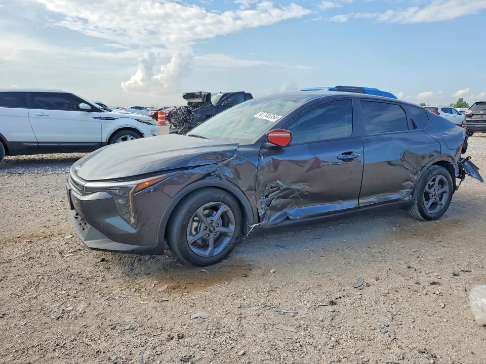 67180256 :رقم المزاد ، 3KPFT4DE5SE033861 vin ، 2025 Kia K4 مزاد بيع