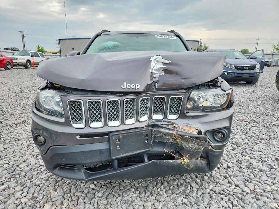 64034766 :رقم المزاد ، 1C4NJDEB3FD395166 vin ، 2015 Jeep Compass مزاد بيع