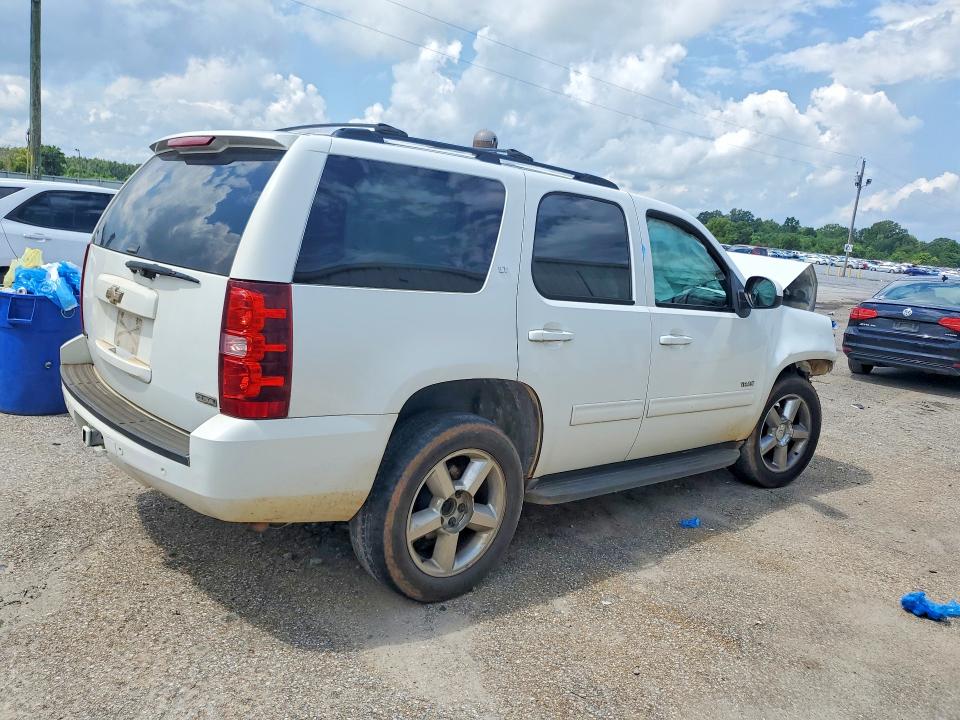 64226836 :رقم المزاد ، 1GNSCBE03BR135239 vin ، 2011 Chevrolet Tahoe مزاد بيع