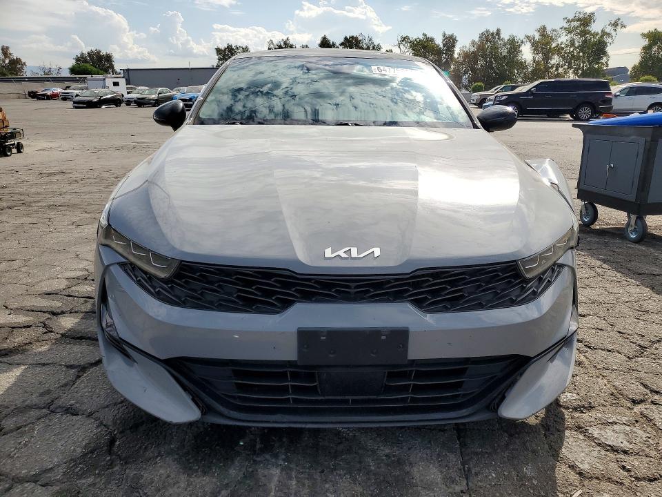 2022 Kia K5 მანქანა იყიდება აუქციონზე, vin: 5XXG64J22NG121512, აუქციონის ნომერი: 64775056