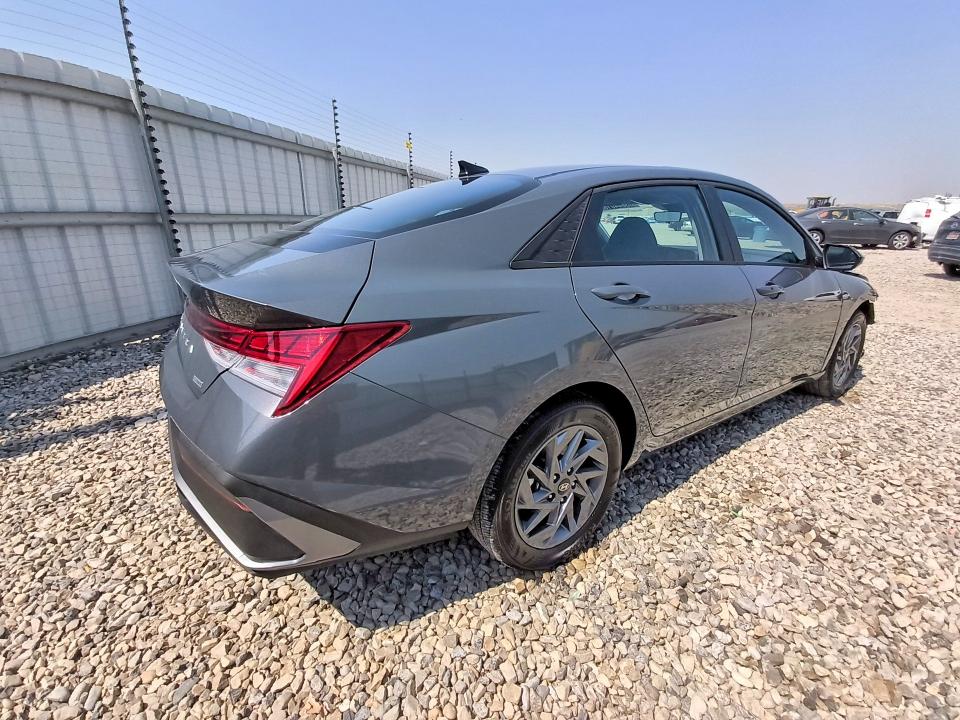 Продажа на аукционе авто 2026 Hyundai Elantra Hybrid, vin: KMHLM4DJ6TU211143, номер лота: 63844016