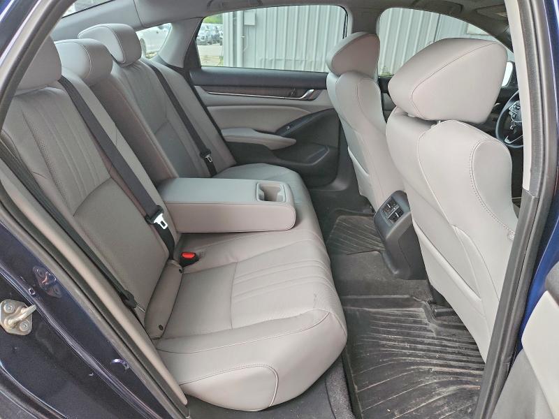 Продажа на аукционе авто 2018 Honda Accord, vin: 1HGCV2F63JA042830, номер лота: 67256096