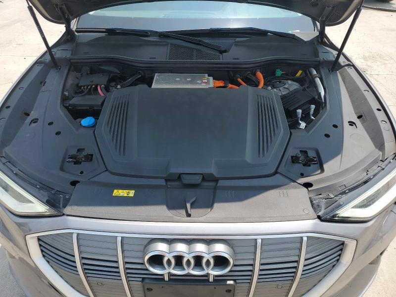 2021 Audi E-tron მანქანა იყიდება აუქციონზე, vin: WA1AAAGE8MB020428, აუქციონის ნომერი: 63642766