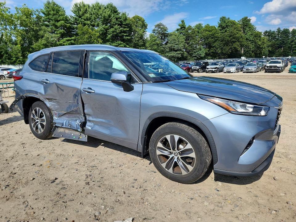 Продаж на аукціоні авто 2020 Toyota Highlander, vin: 5TDGZRBH3LS043812, номер лоту: 65676626