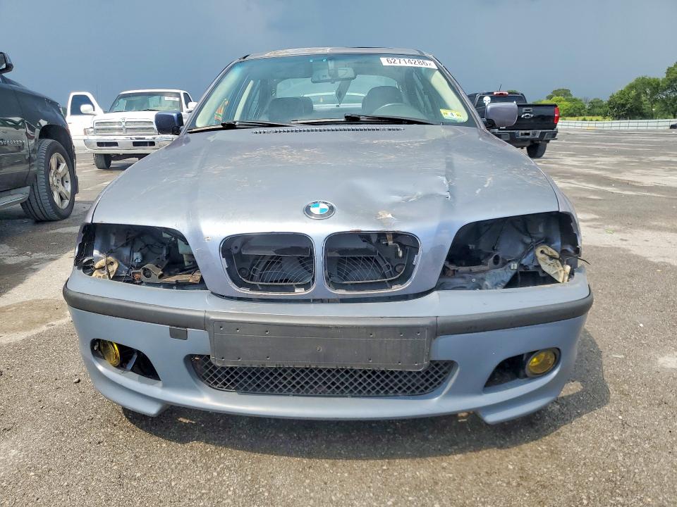 2001 Bmw 325 მანქანა იყიდება აუქციონზე, vin: WBAAV33481FU90446, აუქციონის ნომერი: 62714286