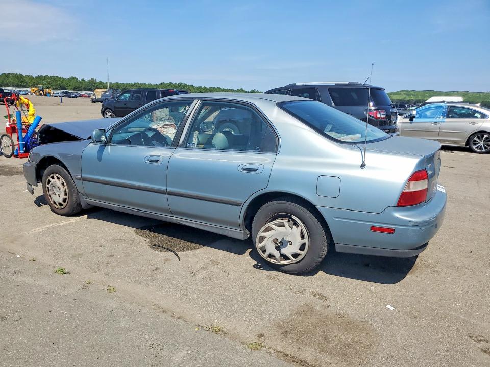 1994 Honda Accord მანქანა იყიდება აუქციონზე, vin: 1HGCD5634RA156583, აუქციონის ნომერი: 64620786
