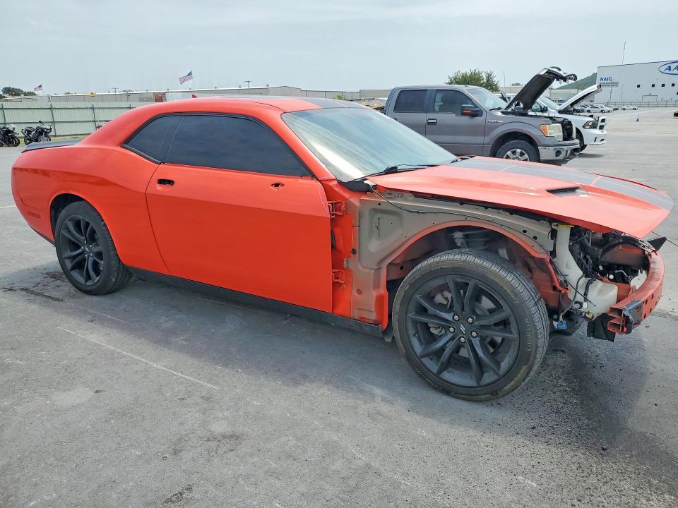 2017 Dodge Challenger მანქანა იყიდება აუქციონზე, vin: 2C3CDZBT0HH566961, აუქციონის ნომერი: 64127776