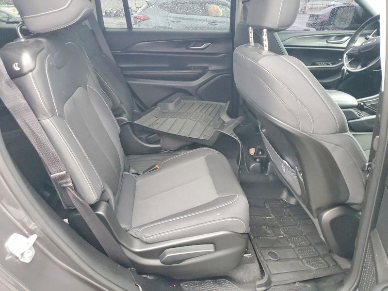 63503296 :رقم المزاد ، 1C4RJKAG6P8833678 vin ، 2023 Jeep Grand Cherokee مزاد بيع