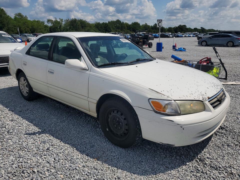 66961026 :رقم المزاد ، 4T1BG22K51U832387 vin ، 2001 Toyota Camry مزاد بيع
