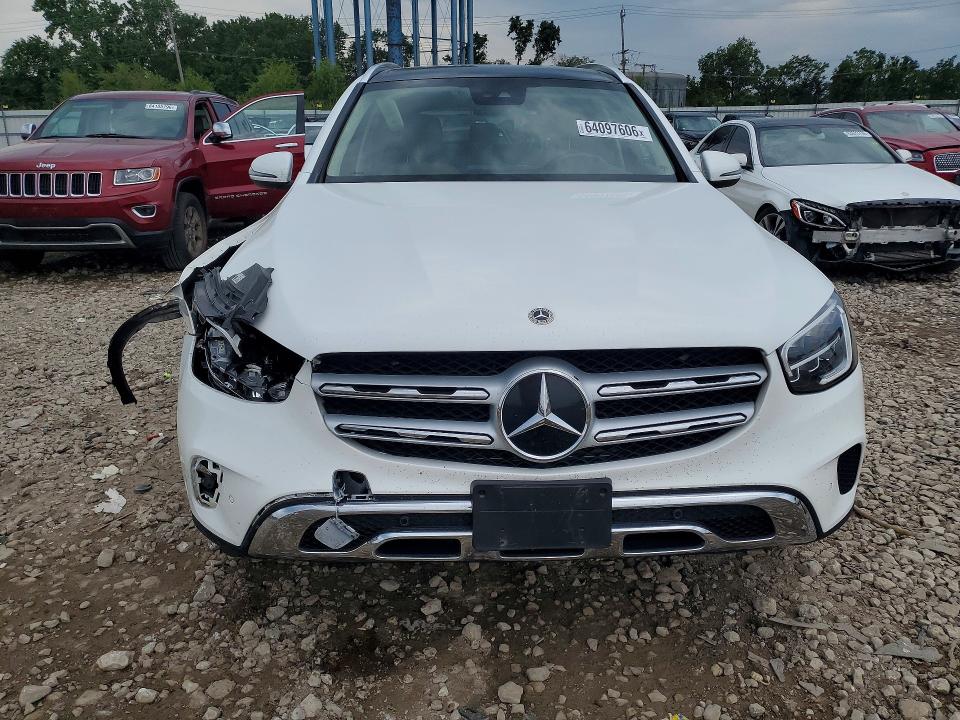 64097606 :رقم المزاد ، W1N0G8EB8NG017981 vin ، 2022 Mercedes-benz Glc مزاد بيع