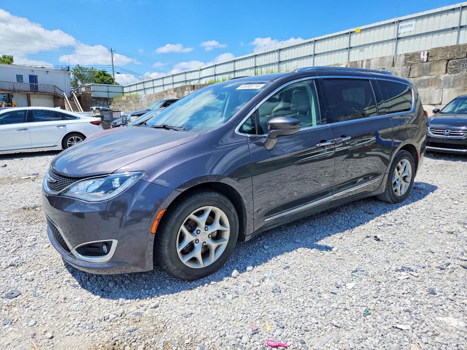 63448716 :رقم المزاد ، 2C4RC1EG1KR686942 vin ، 2019 Chrysler Pacifica مزاد بيع