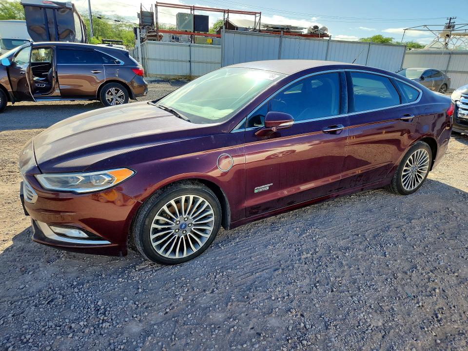 62108836 :رقم المزاد ، 3FA6P0SU6HR180673 vin ، 2017 Ford Fusion مزاد بيع