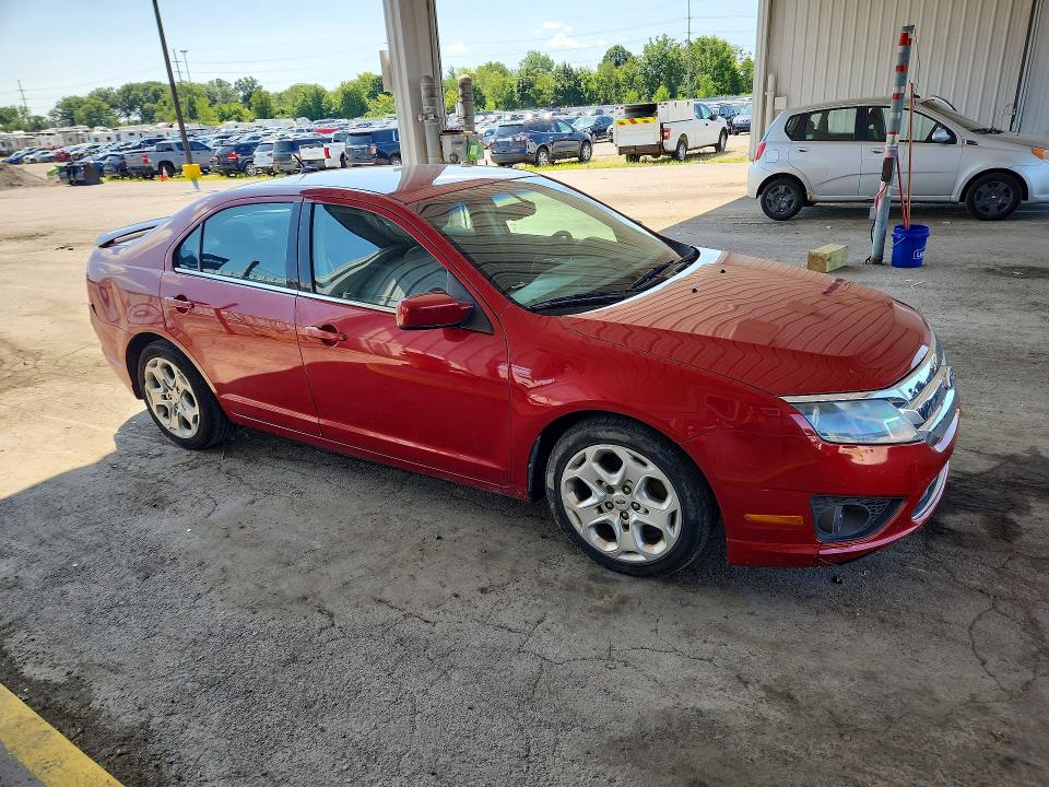 63236906 :رقم المزاد ، 3FAHP0HA6AR192382 vin ، 2010 Ford Fusion مزاد بيع