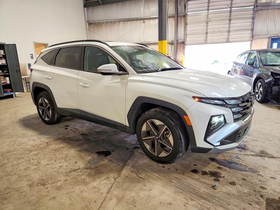 64765536 :رقم المزاد ، 3KMJCCDE0SE005516 vin ، 2025 Hyundai Tucson مزاد بيع